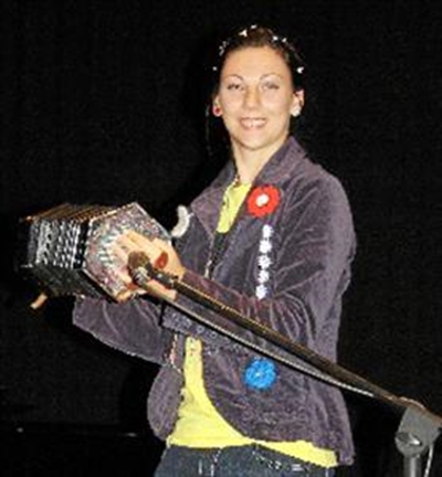 Plaaslike talent kielie die snare