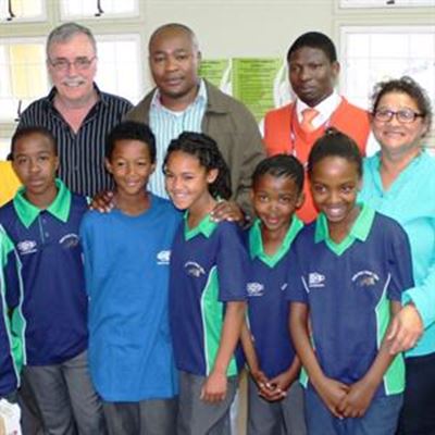 Kentz Engineering maak groot skenking