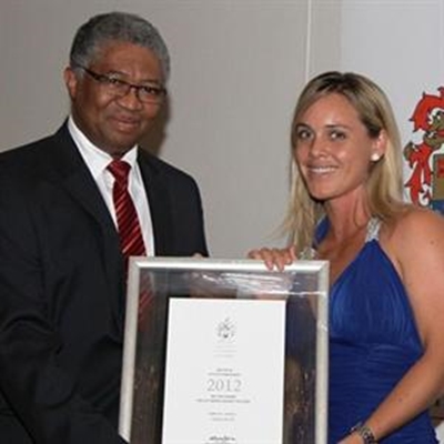 Stellenbosch honours local student