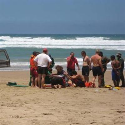 Teenager rescued from tumultuous sea