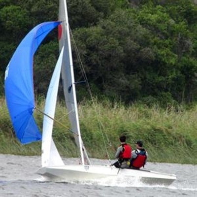 Arduous sailing conditions on Island Lake