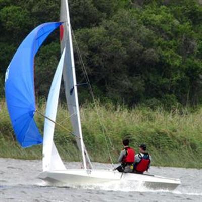 Arduous sailing conditions on Island Lake