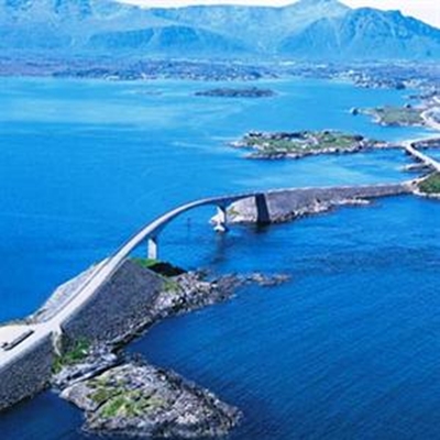 Spectacular road a tourist attraction 