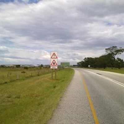 Minister beslis oor lughawe-kruising
