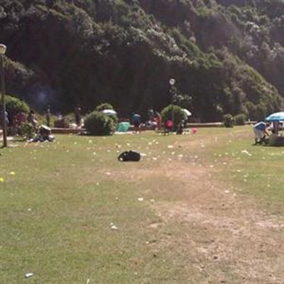 Holidaymakers litter local beaches