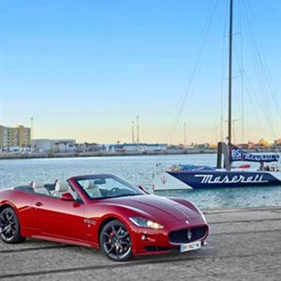 Racing yacht Maserati 