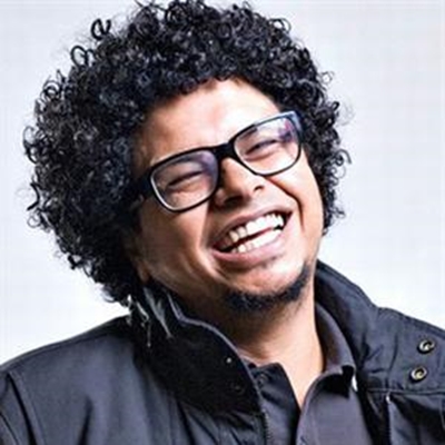 Joey Rasdien performs at Bravo Lounge