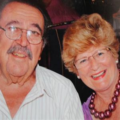 Geliefde 'Oom' Charles oorlede