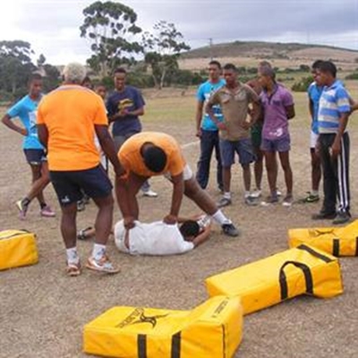Sewes Bok bied rugbykliniek aan vir jeug