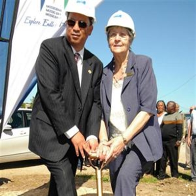 R6 million handed over for new library