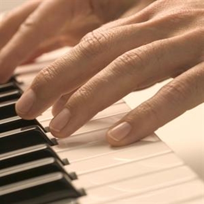 Promising instrumentalists invited to enter national music competition 