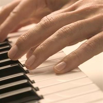 Promising instrumentalists invited to enter national music competition 