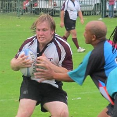 Oudtshoorn maak skoonskip in eerste stryd