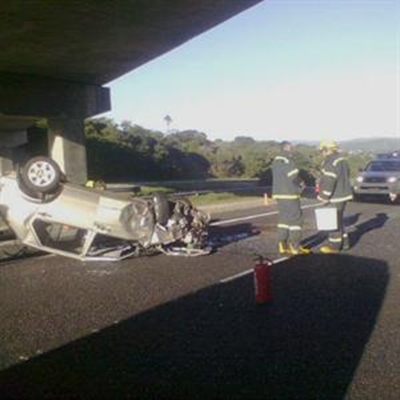 Ongeluk op N2: motor rol