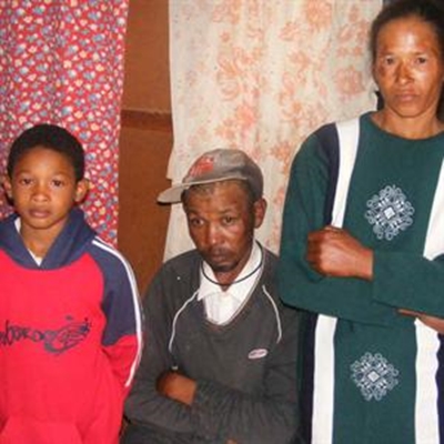 Man vermoor sy saamleef vrou 