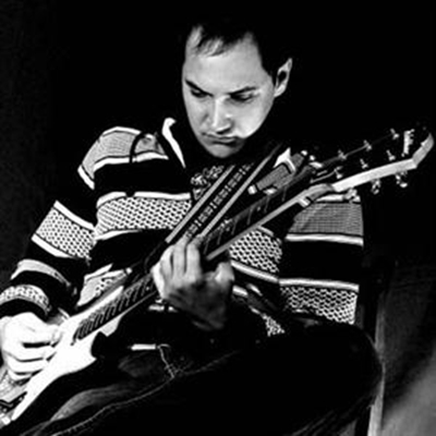 Ian Hall at Bravo Lounge 