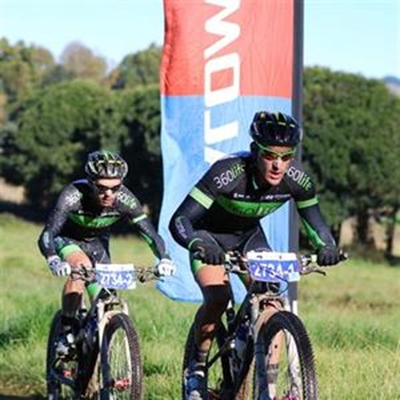 Plett's Kevin Evans performs again