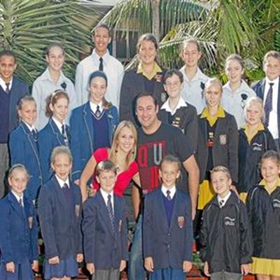 Musiek Montage vier sy tiende! 