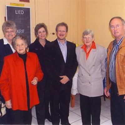 Minister besoek Huis Stilbaai 