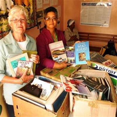 Boeke vir Oliver Twist en Kenani