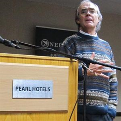 Bekende makro-ekonoom op Oudtshoorn
