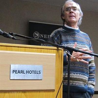 Bekende makro-ekonoom op Oudtshoorn