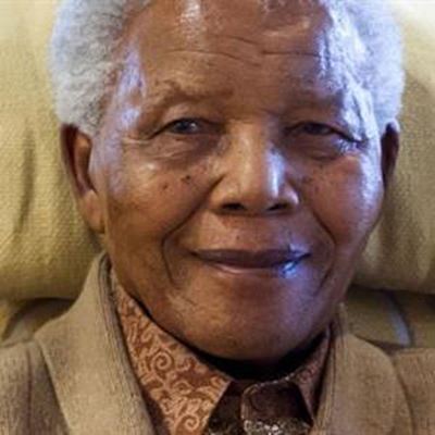 Mandela 'responding' to treatment
