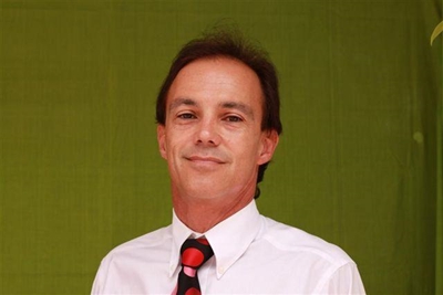 Raadslid Theuns Botha in intensief