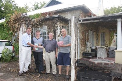 Flink bure keer dat huis afbrand