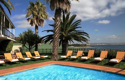4 stars for local hotel