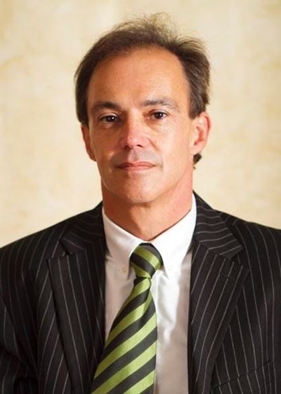 Raadslid Theuns Botha oorlede