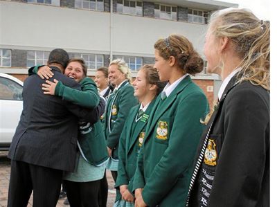 Minister besoek Hoërskool Langenhoven