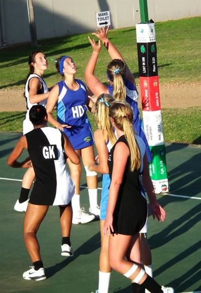 Netbalspan ding mee by Sun City