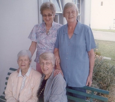 Vriendinne kuier saam na 58 jaar