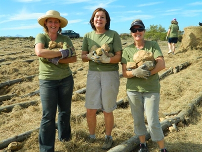 Gondwana home owners give back