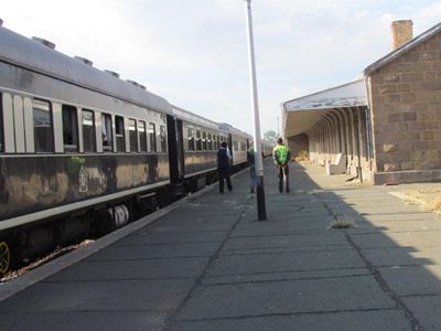Luukse trein op Oudtshoorn