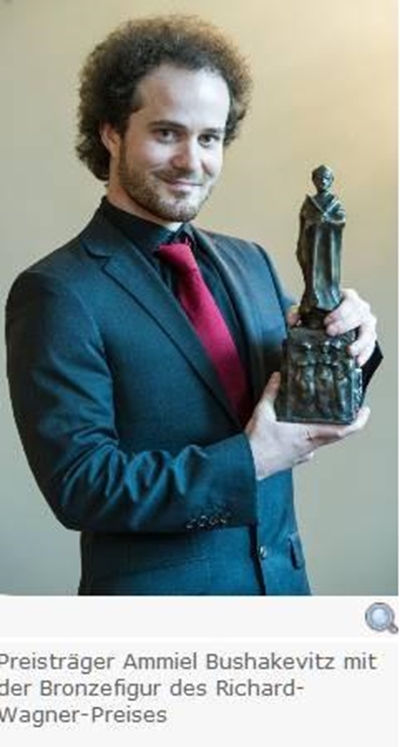 International award for local pianist