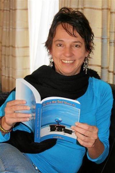 Riversdaller skryf boek