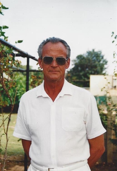 Bekende Johan Odendaal oorlede