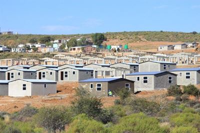 Nuwe huise vir Blomnek