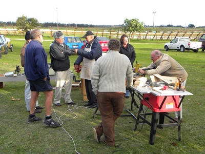 Houtwerkers stal uit by skou