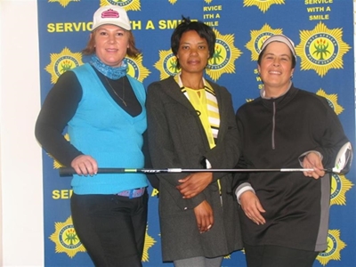 Oudtshoorn-polisievroue vereer