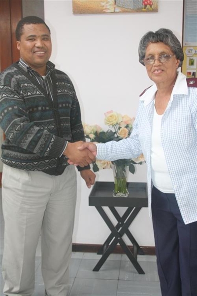 Beloved nurse retires at 74