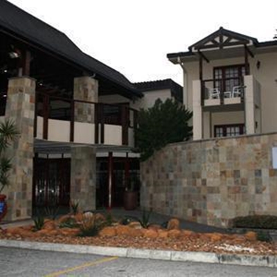Wilderness Resort Hotel auctioned off