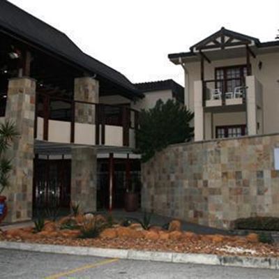 Wilderness Resort Hotel auctioned off