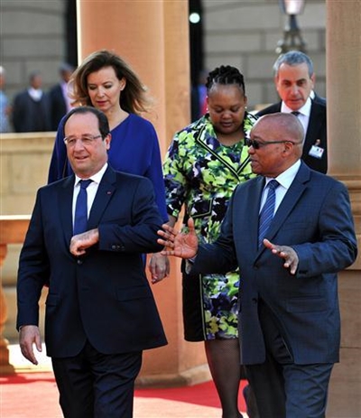 French leader visits SA