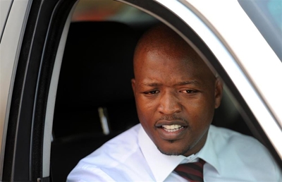 Kidnap cop's appearance delayed
