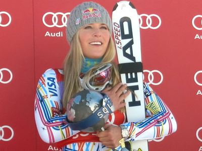 Vonn crashes while prepping for return to racing