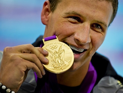 Lochte, Ledecky win top honours at Golden Goggles