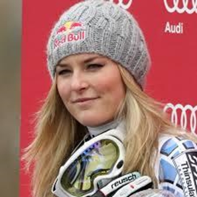 Injured Vonn says she has returned to snow